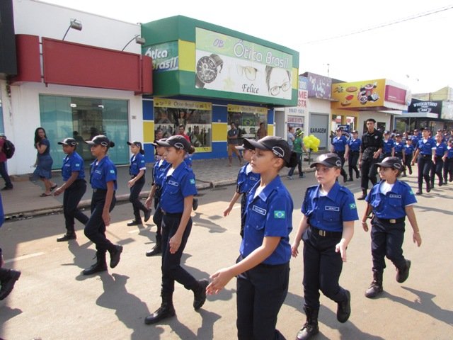 Desfile 7 de Setembro Colider parte 008