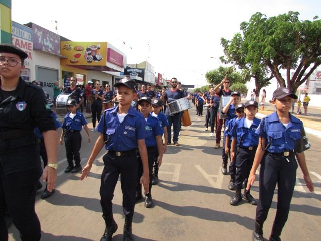 Desfile 7 de Setembro Colider parte 008