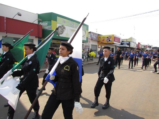 Desfile 7 de Setembro Colider parte 008