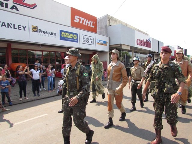 Desfile 7 de Setembro Colider parte 010