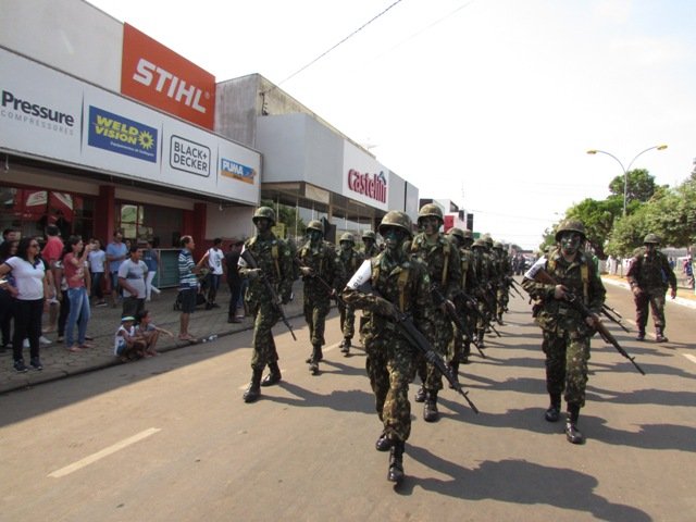 Desfile 7 de Setembro Colider parte 010