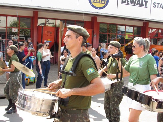 Desfile 7 de Setembro Colider parte 010