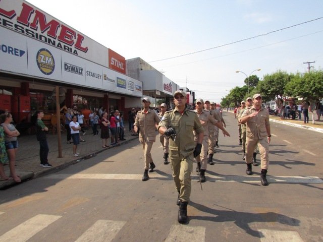 Desfile 7 de Setembro Colider parte 010