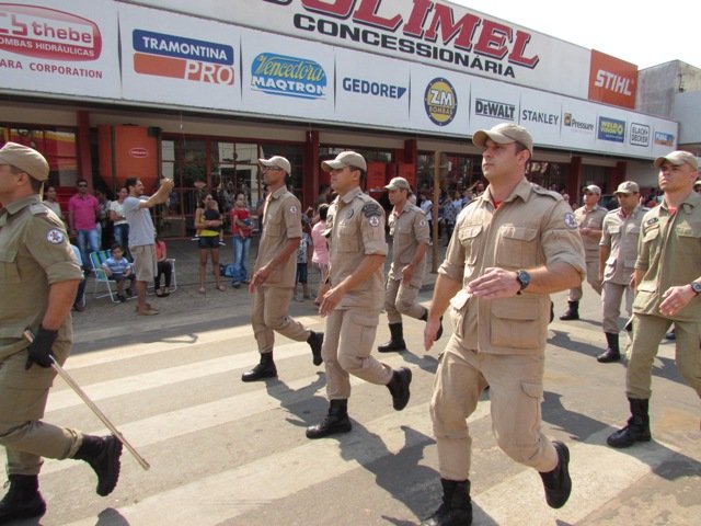 Desfile 7 de Setembro Colider parte 010