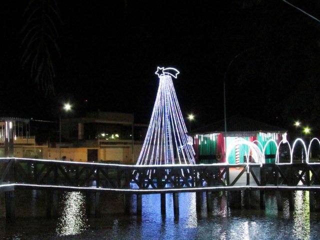 Inaugurada Luzes Natalinas Lago Pioneiros Colider