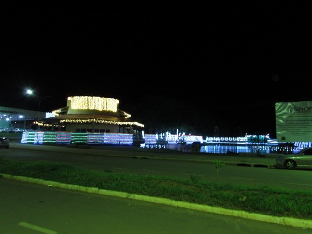 Inaugurada Luzes Natalinas Lago Pioneiros Colider