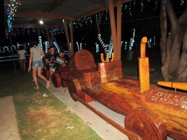 Inaugurada Luzes Natalinas Lago Pioneiros Colider