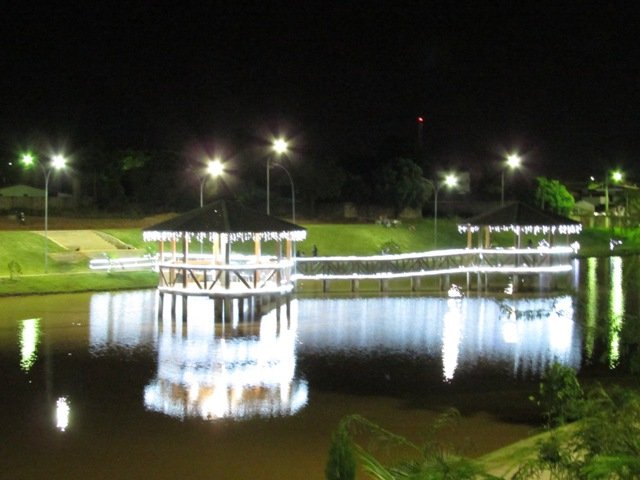 Inaugurada Luzes Natalinas Lago Pioneiros Colider