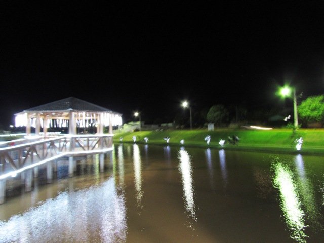Inaugurada Luzes Natalinas Lago Pioneiros Colider