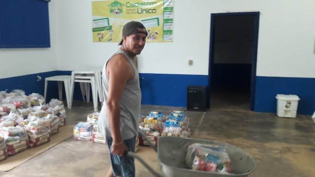 Entrega Cestas do Natal Solidario de Colíder