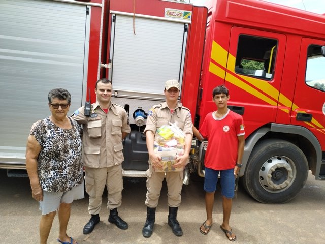 Entrega Cestas do Natal Solidario de Colíder