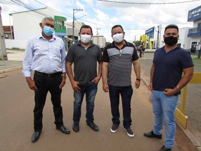 Prefeito Maninho dá posse Secretarios parte 001