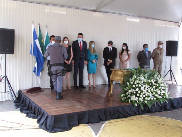 Prefeito Maninho dá posse Secretarios parte 001