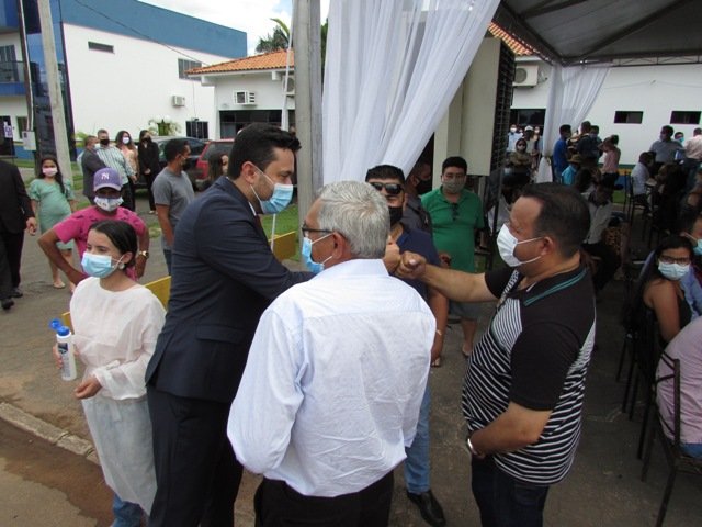 Prefeito Maninho dá posse Secretarios parte 001