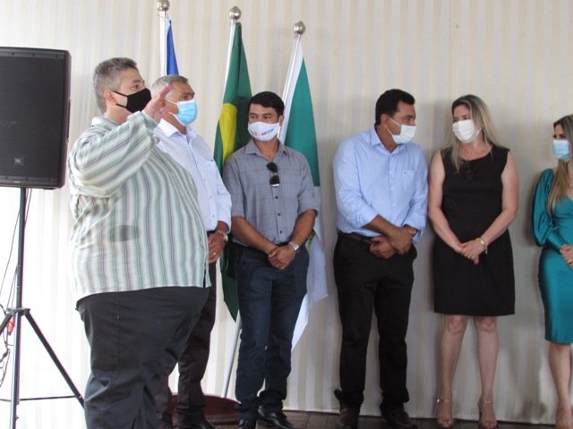 Prefeito Maninho dá posse Secretarios parte 003
