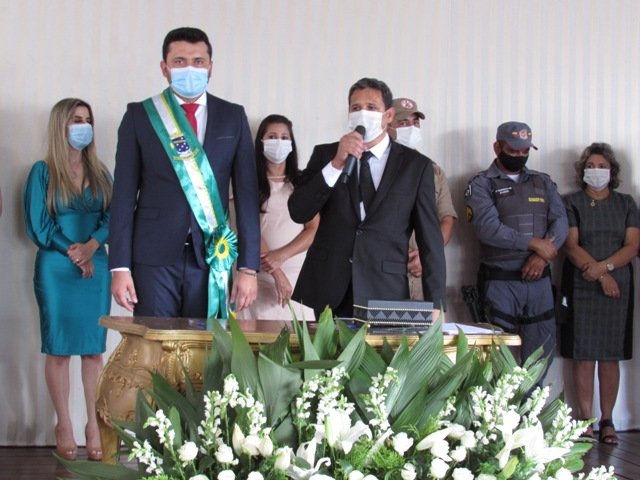 Prefeito Maninho dá posse Secretarios parte 003