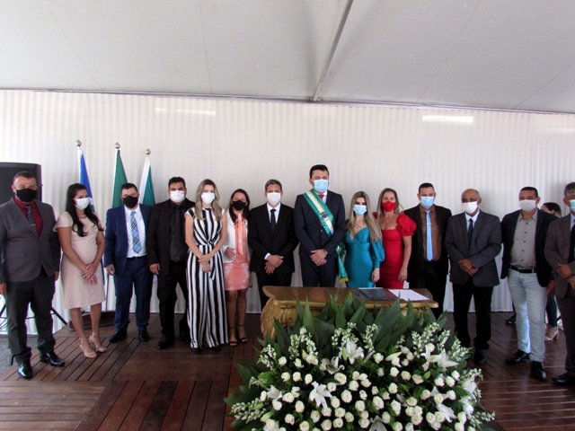 Prefeito Maninho dá posse Secretarios parte 003