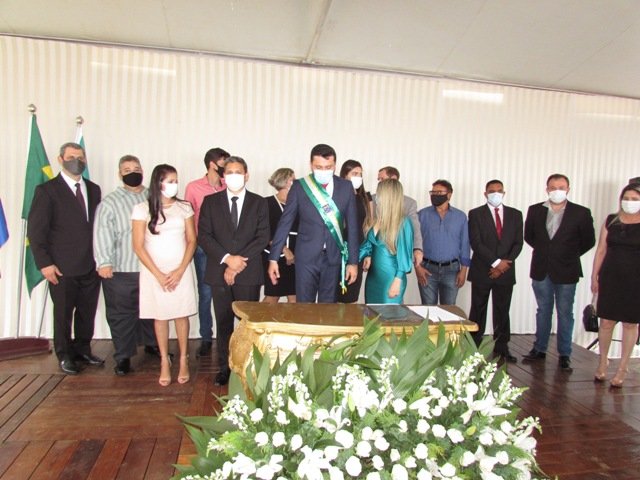 Prefeito Maninho dá posse Secretarios parte 003