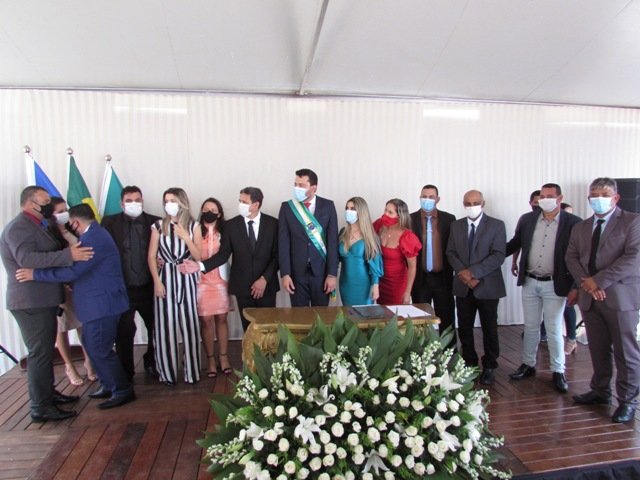 Prefeito Maninho dá posse Secretarios parte 003