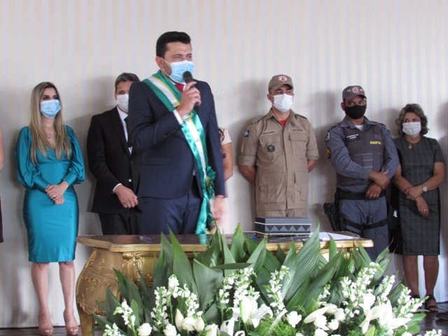 Prefeito Maninho dá posse Secretarios parte 003