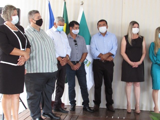 Prefeito Maninho dá posse Secretarios parte 003