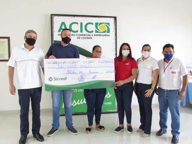 Entrega dos premios da campanha Natal Feliz do Consumidor