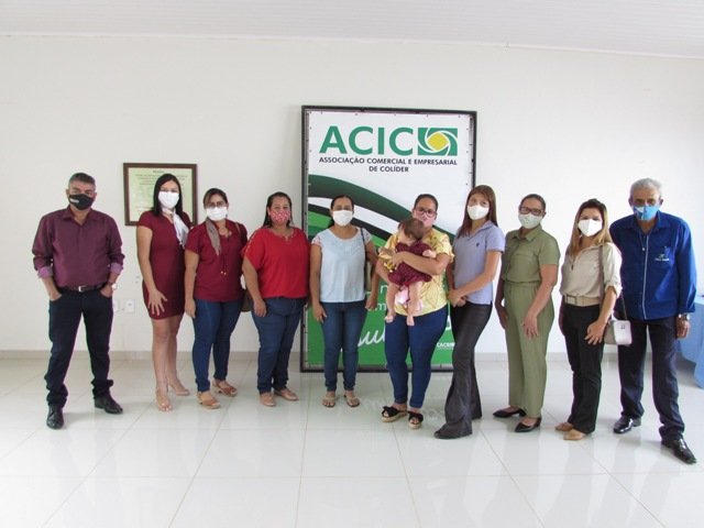 Entrega dos premios da campanha Natal Feliz do Consumidor