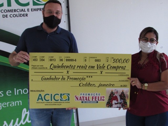 Entrega dos premios da campanha Natal Feliz do Consumidor
