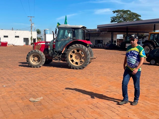 Carreata Movimento Verde Amarelo Colíder