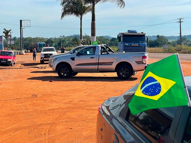 Carreata Movimento Verde Amarelo Colíder