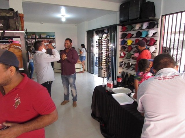 Reinaugurado hoje a loja do Cabeça Pesca & Variedades