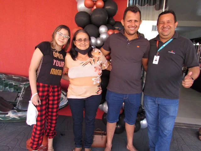 Reinaugurado hoje de manhã (31), Cabeça Pesca & Variedades em Colíder.