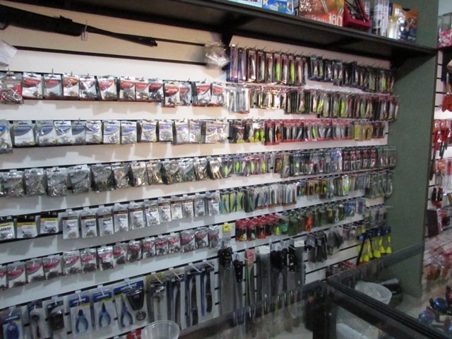 Reinaugurado hoje de manhã (31), Cabeça Pesca & Variedades em Colíder.