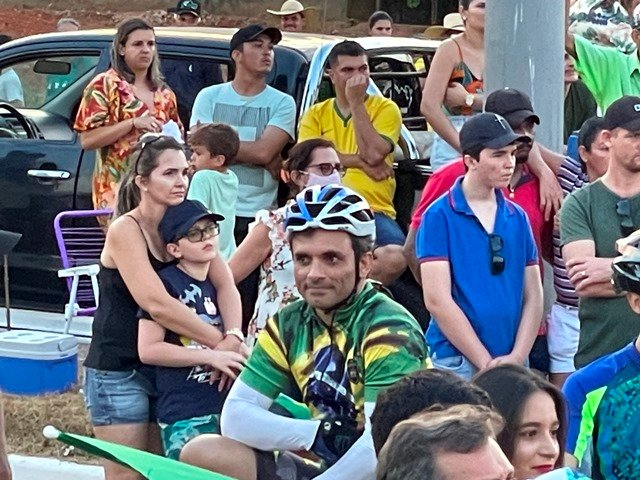 Sociedade Colidense aproveitaram feriado de 7 de Setembro para manisfestar