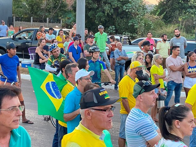 Sociedade Colidense aproveitaram feriado de 7 de Setembro para manisfestar