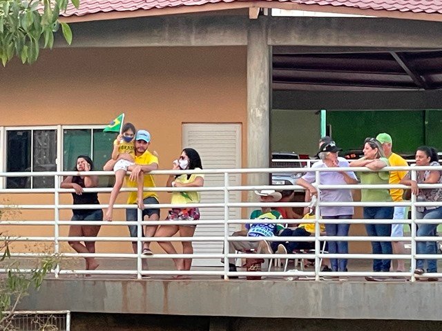 Sociedade Colidense aproveitaram feriado de 7 de Setembro para manisfestar