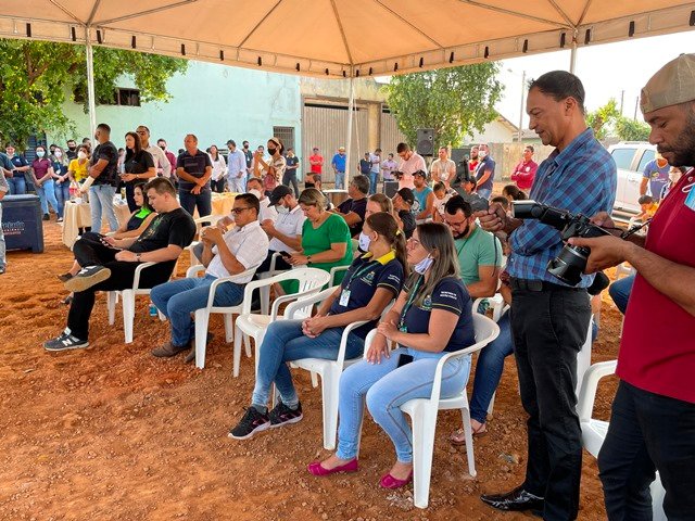 Prefeito Maninho realiza a entrega da 1ª Usina Asfaltica de Colíder. (parte 01)