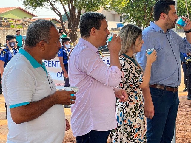 Prefeito Maninho realiza a entrega da 1ª Usina Asfaltica de Colíder. (parte 01)