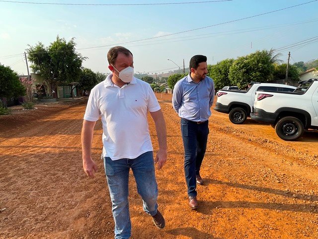 Prefeito Maninho realiza a entrega da 1ª Usina Asfaltica de Colíder. (parte 01)