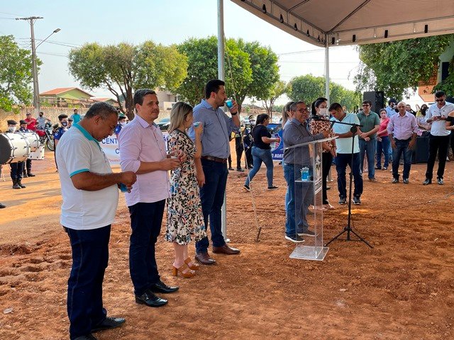 Prefeito Maninho realiza a entrega da 1ª Usina Asfaltica de Colíder. (parte 01)