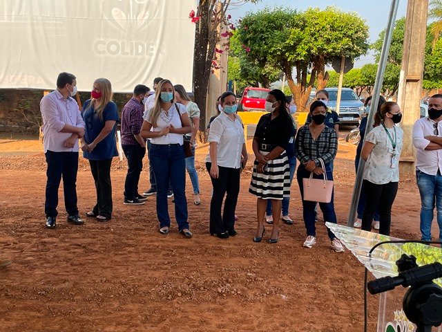 Prefeito Maninho realiza a entrega da 1ª Usina Asfaltica de Colíder. (parte 01)