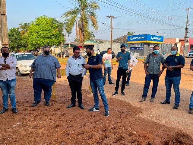 Prefeito Maninho realiza a entrega da 1ª Usina Asfaltica de Colíder. (parte 01)