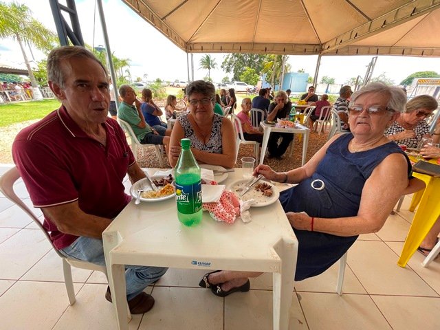 Almoço Beneficente Fazenda Esperança Bento XVI parte 002