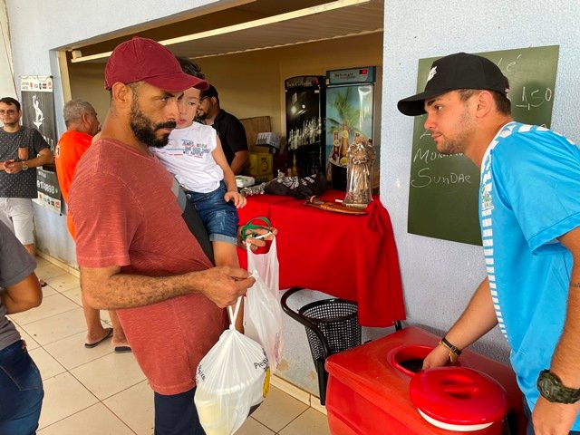 Almoço Beneficente Fazenda Esperança Bento XVI parte 002