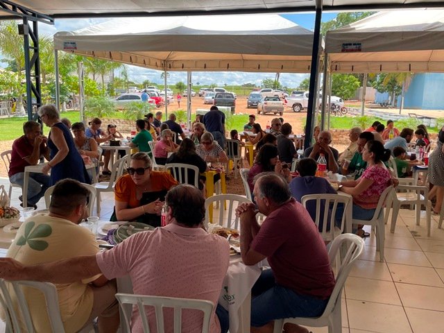 Almoço Beneficente Fazenda Esperança Bento XVI parte 002