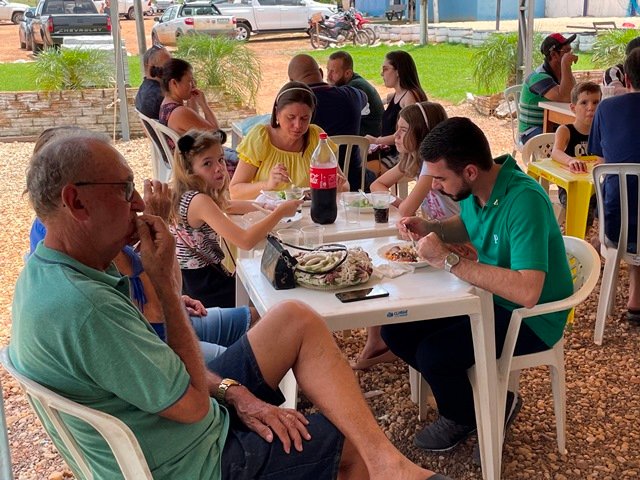 Almoço Beneficente Fazenda Esperança Bento XVI parte 002