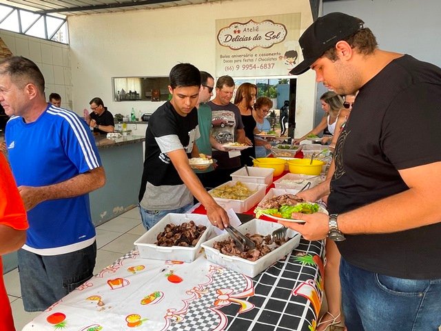 Almoço Beneficente Fazenda Esperança Bento XVI parte 002