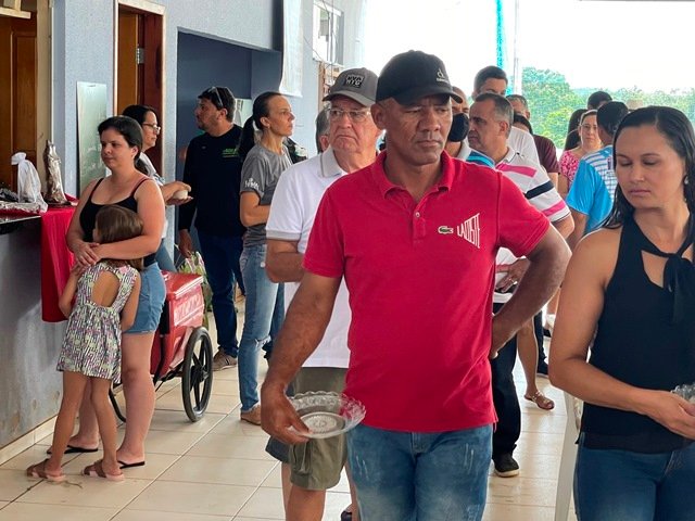 Almoço Beneficente Fazenda Esperança Bento XVI parte 002