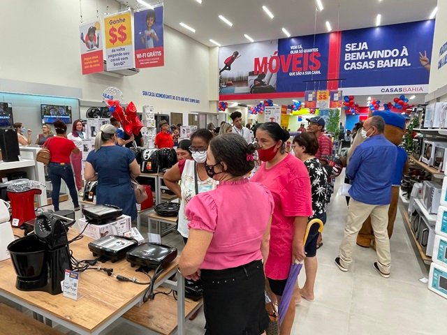 Inauguração das Casas Bahia em Colíder