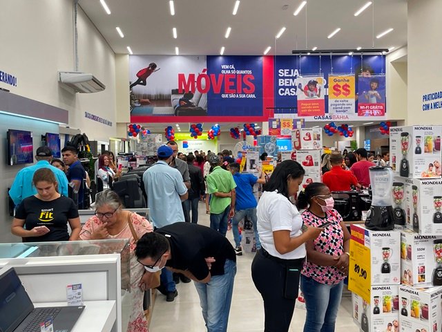 Inauguração das Casas Bahia em Colíder